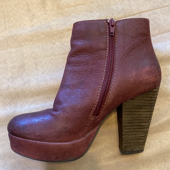 Steve Madden Boot - Picture 6 of 7